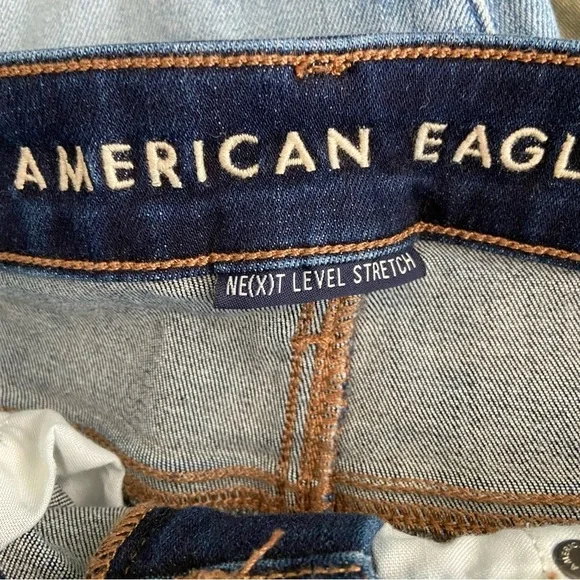 American Eagle dark wash destroyed denim shorts stretch hi-rise shortie‎ 0 - Picture 3 of 5